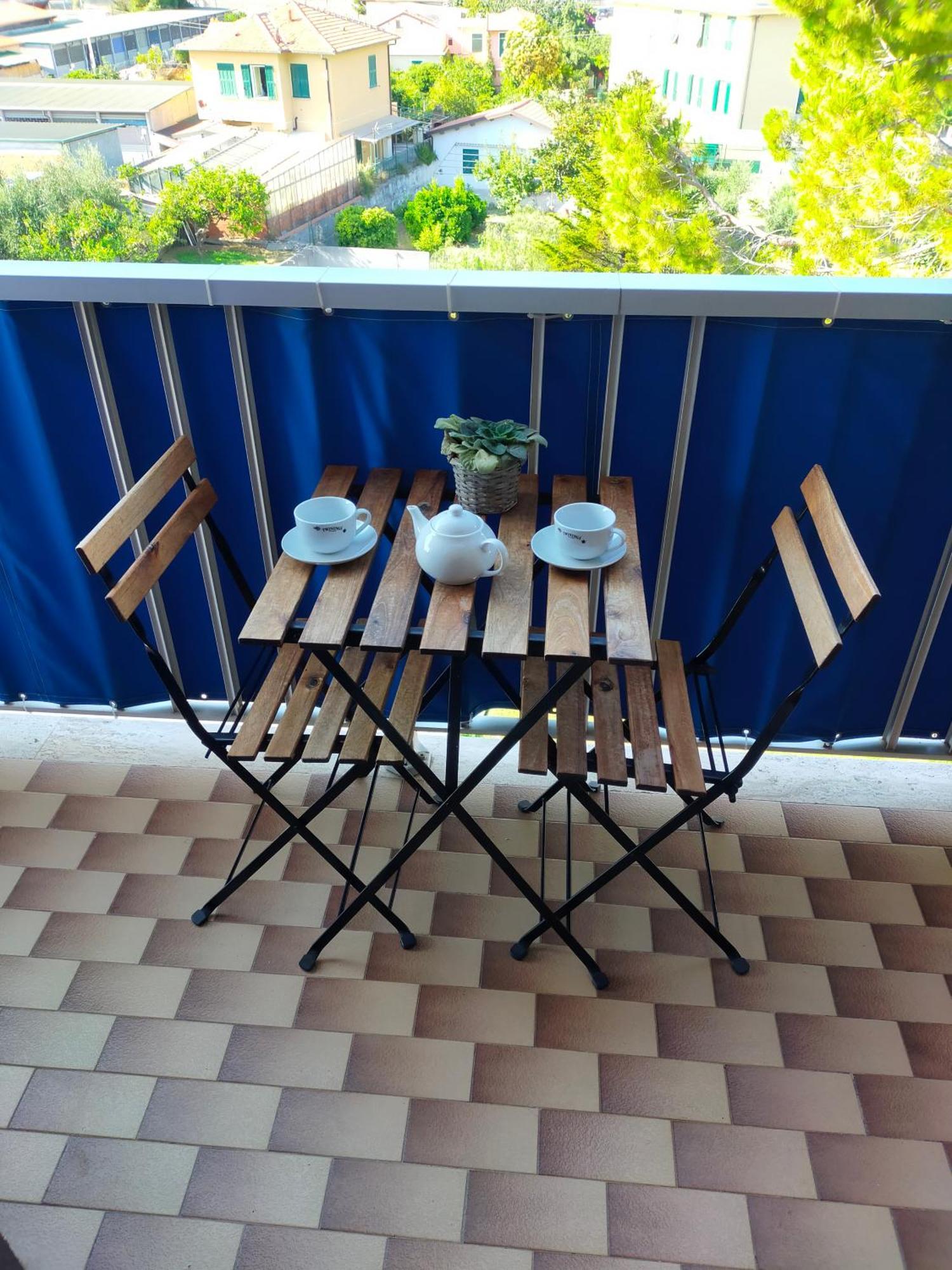 Appartamento Riviera Trilocale Wifi E Parcheggio Privato Вентімілья Екстер'єр фото